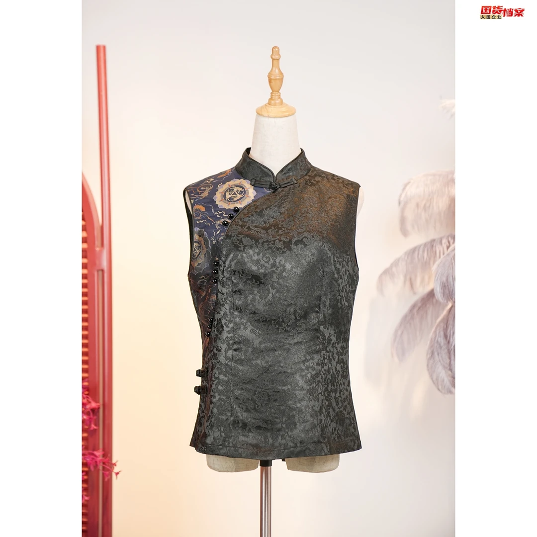 【万象有衣】香云纱-缇-三兔共耳宋锦-原创设计师款马甲-7468