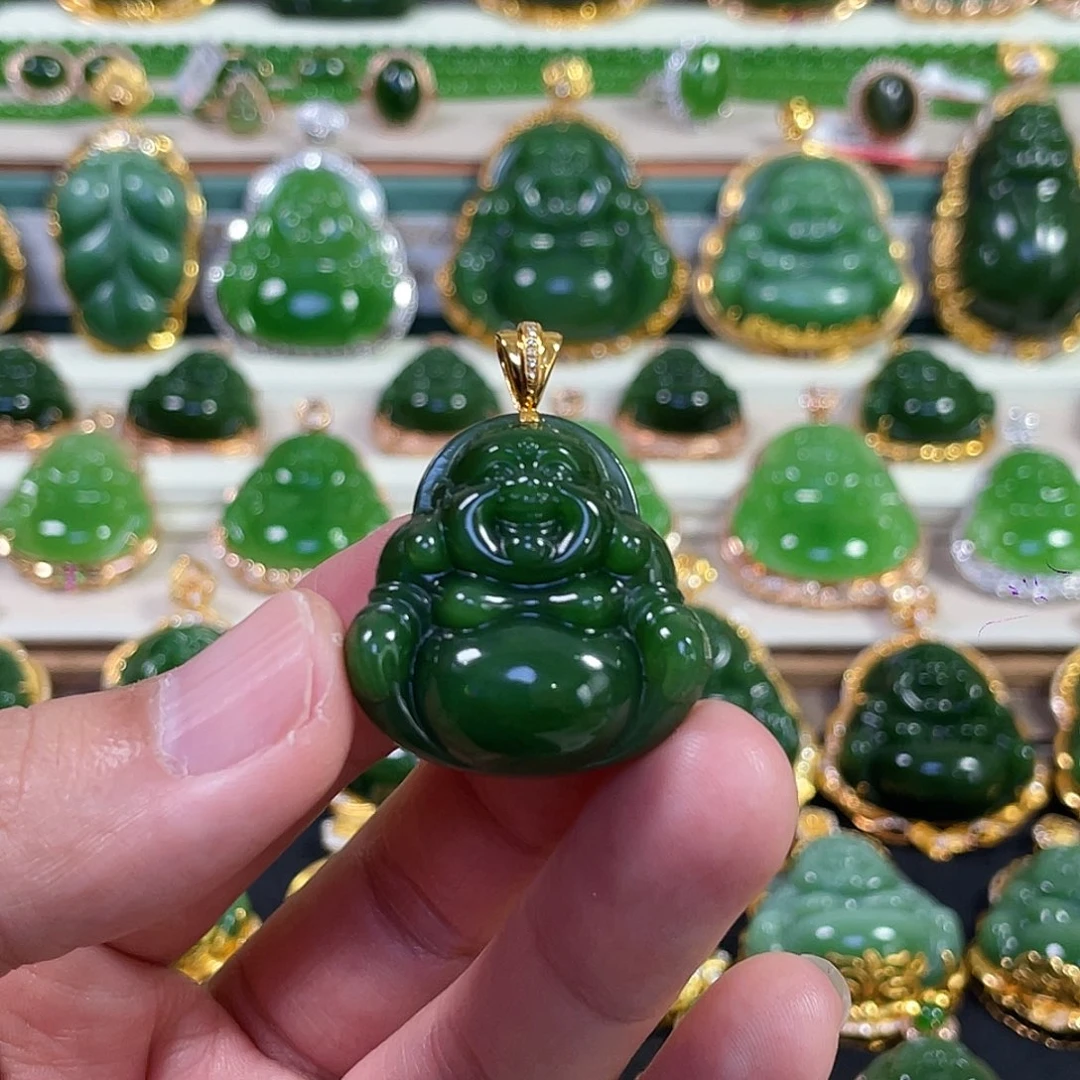 颈饰18K金镶嵌和田玉（碧玉）30mm