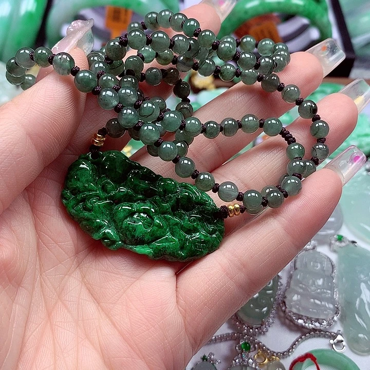 颈饰未镶嵌翡翠翡翠