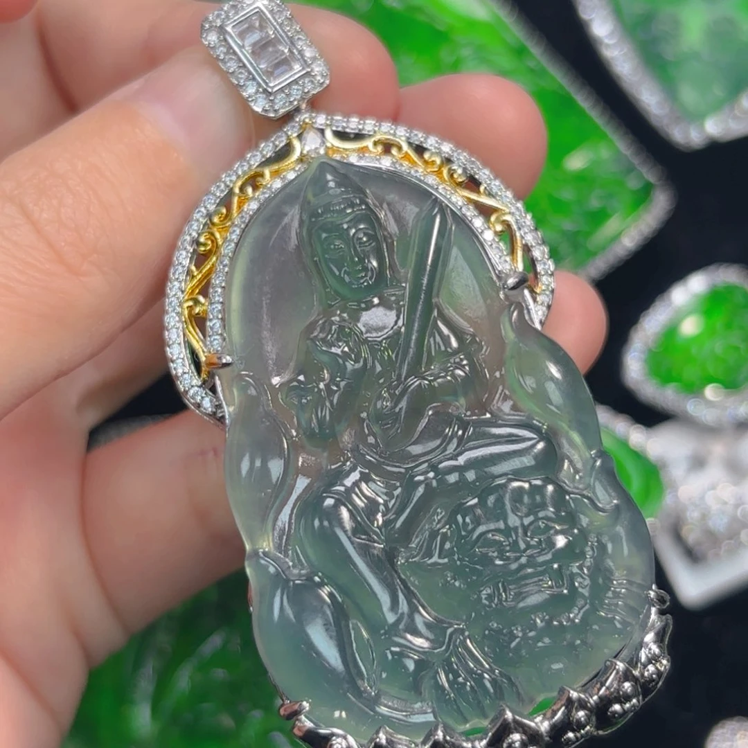 翡翠颈饰未镶嵌文殊菩萨