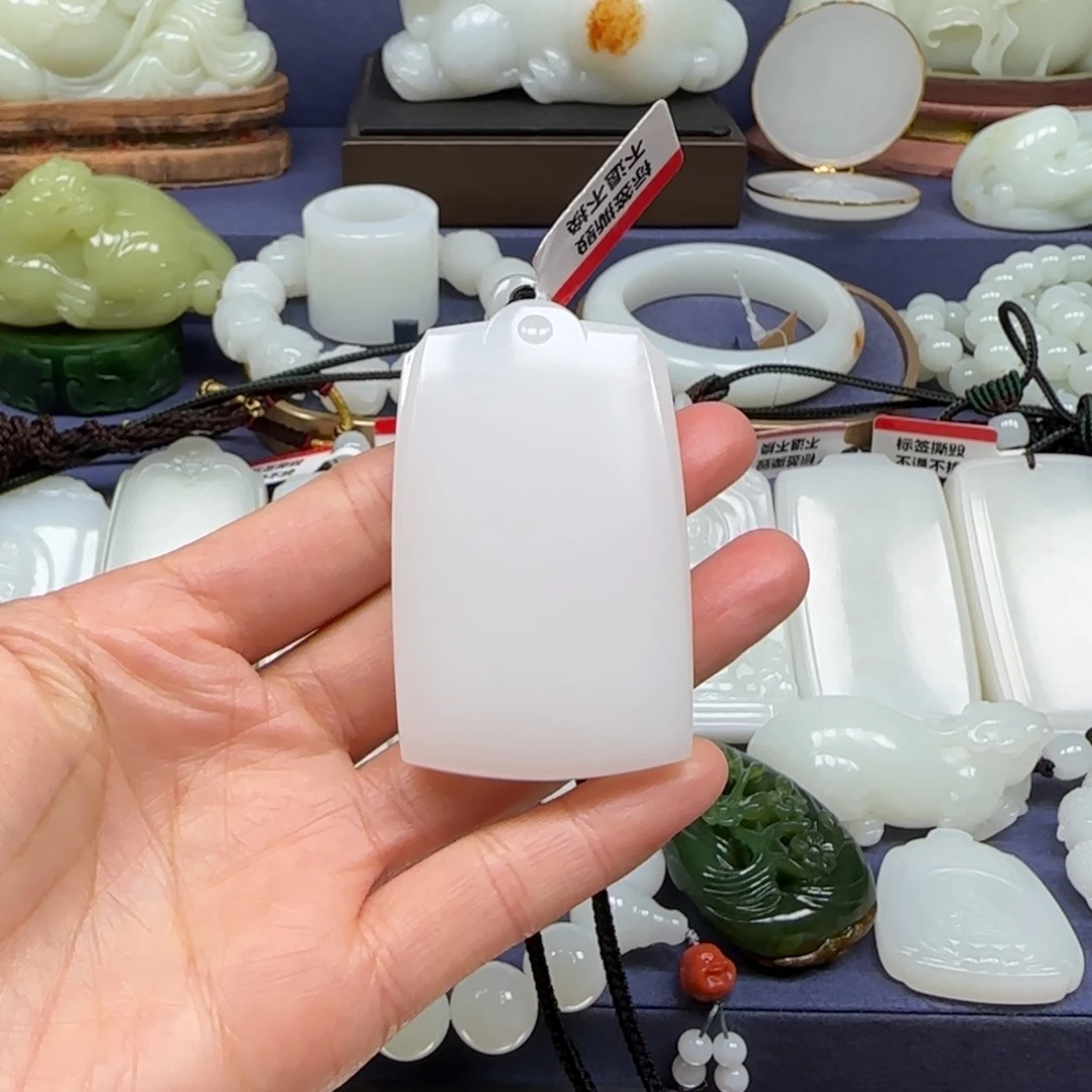 S***琨和田玉未镶嵌挂件