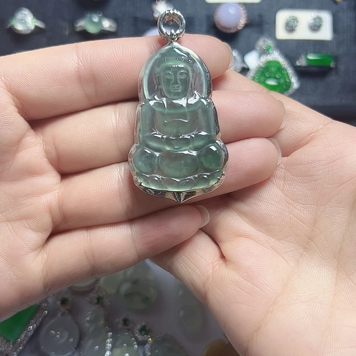 颈饰未镶嵌翡翠观音吊坠