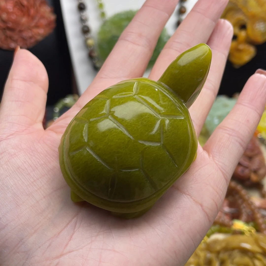 未镶嵌蛇纹石玉颈饰