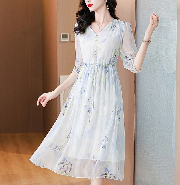 （国色天香）2025年夏季蚕丝V领扎染印花高腰显高显瘦气质连衣裙
