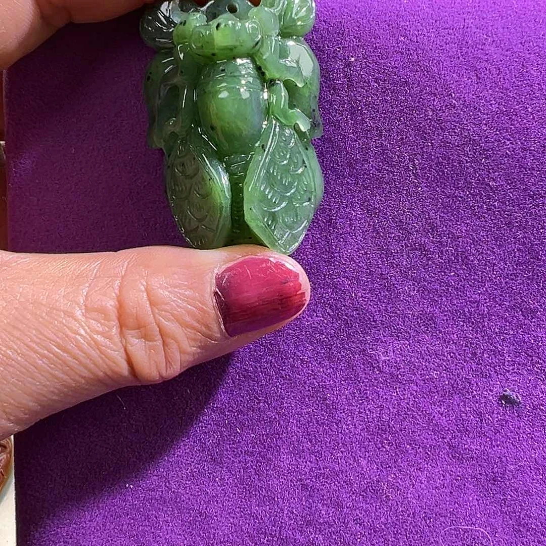 和田玉颈饰未镶嵌亲***草