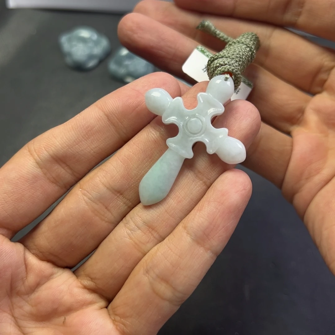 颈饰未镶嵌翡翠多样性翡翠手工十字架拍一发一
