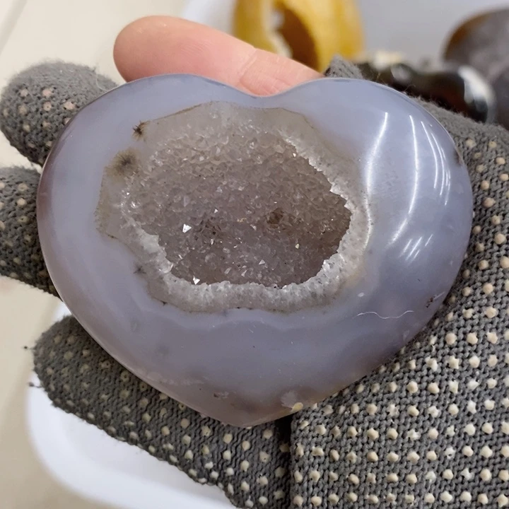 紫晶未镶嵌珠宝半成品