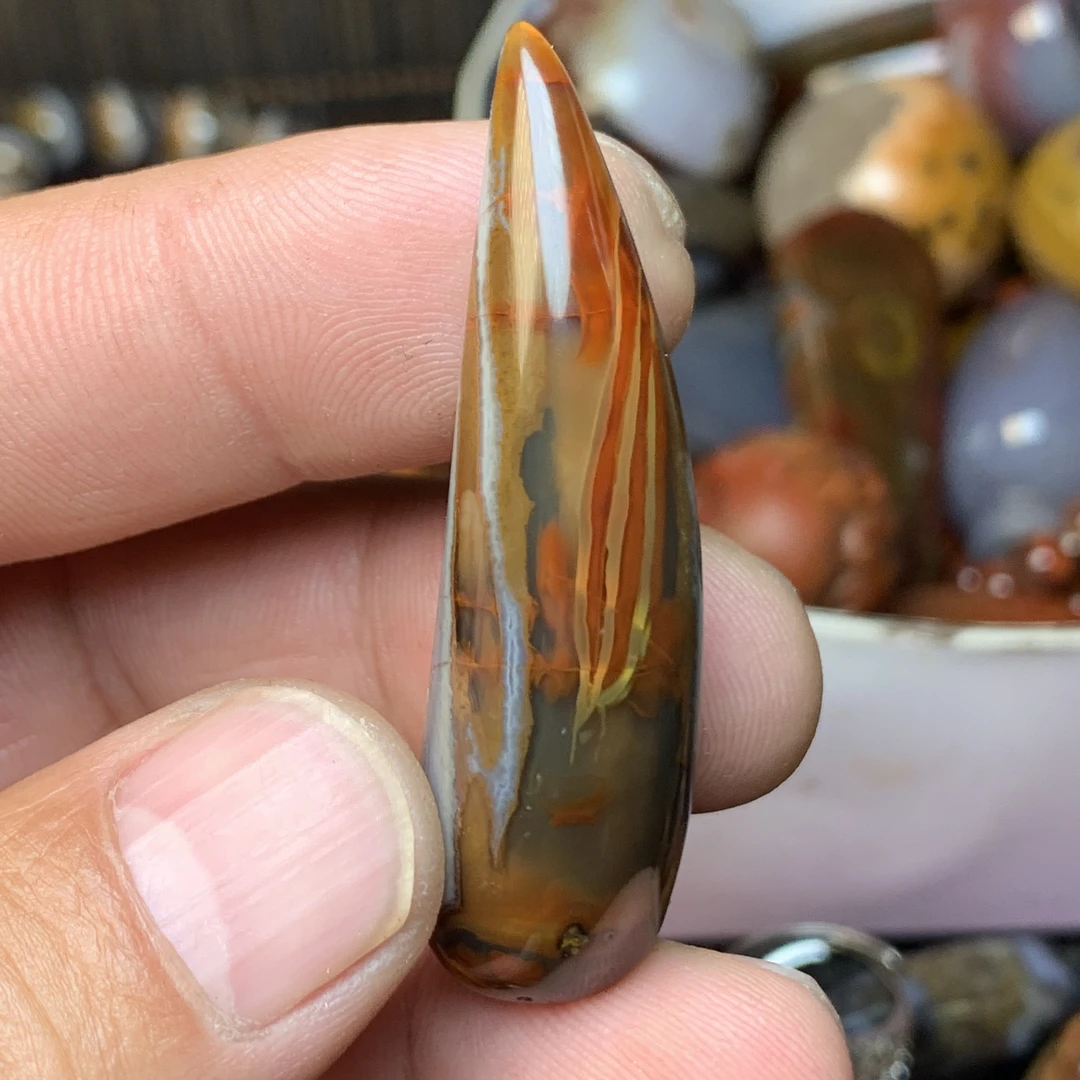 战国红玛瑙挂坠，