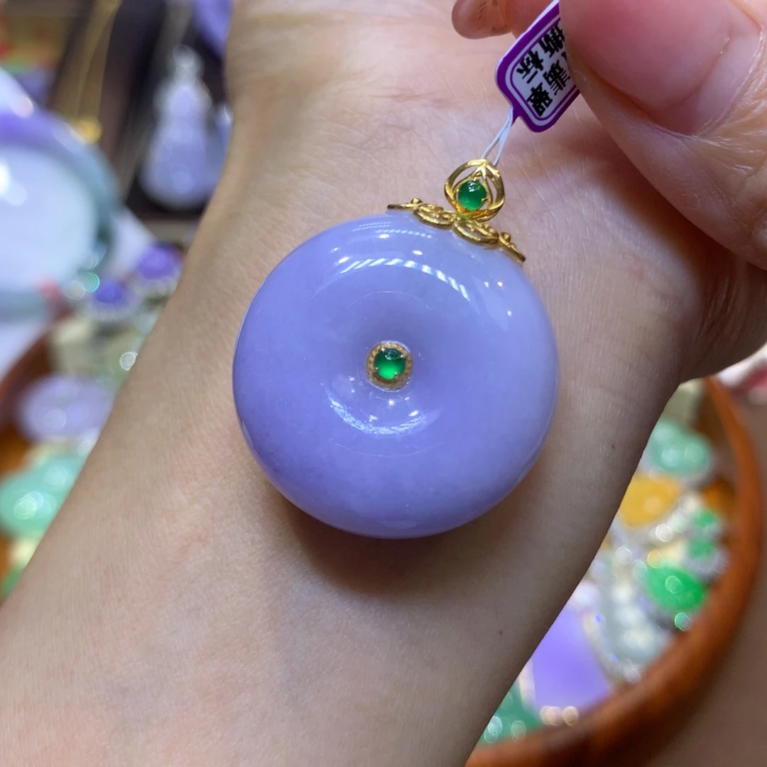 颈饰18K金镶嵌翡翠翡翠