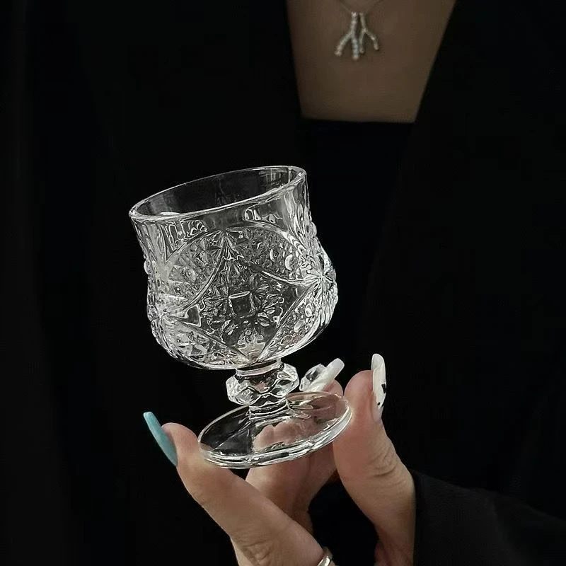 十只装高脚刻花一两白酒杯玻璃杯复古杯家用一口杯47毫升白酒杯