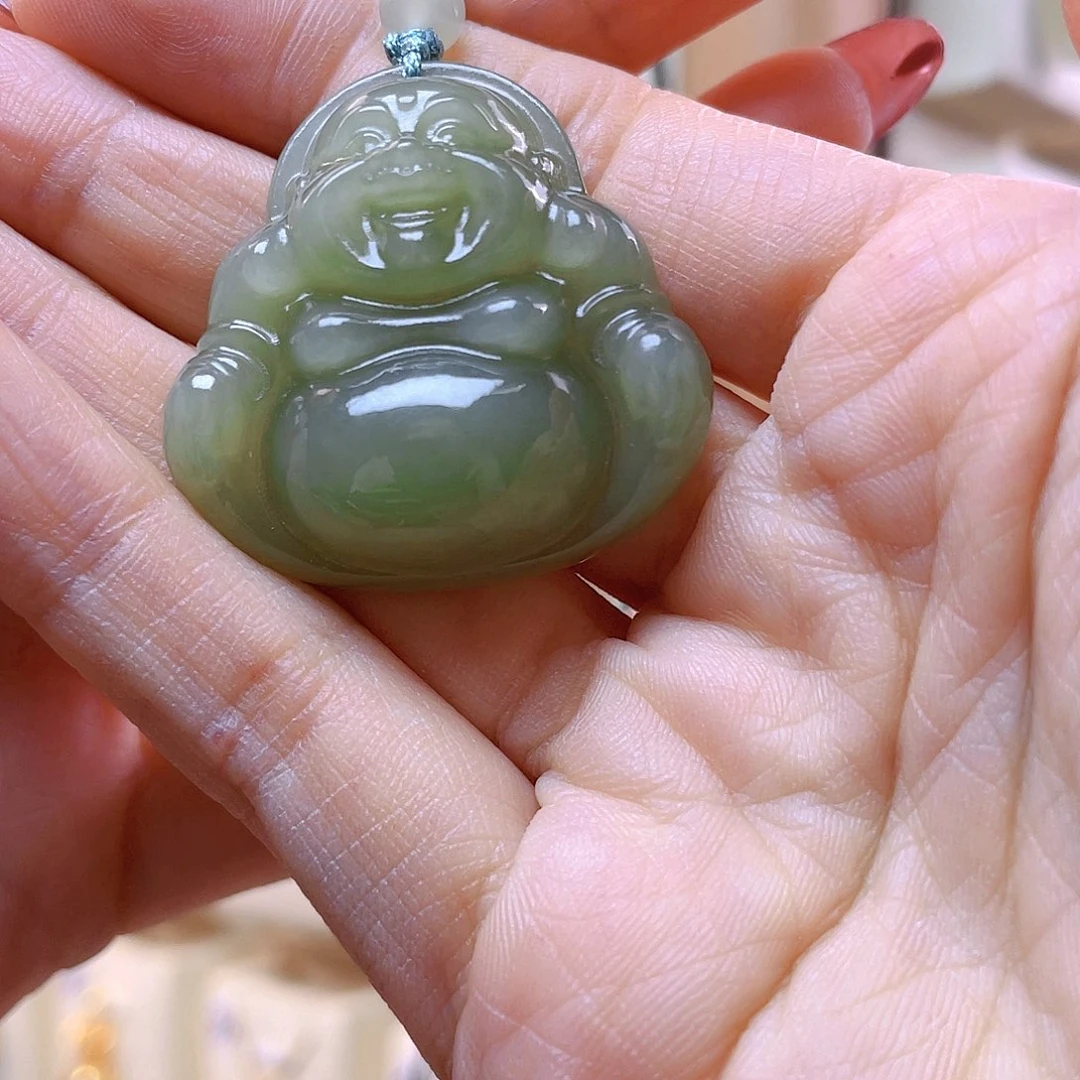 和田玉吊坠(赠链)未镶嵌半****心