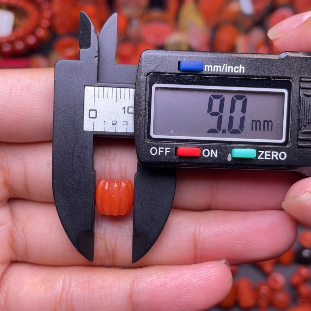 南红玛瑙配饰未镶嵌