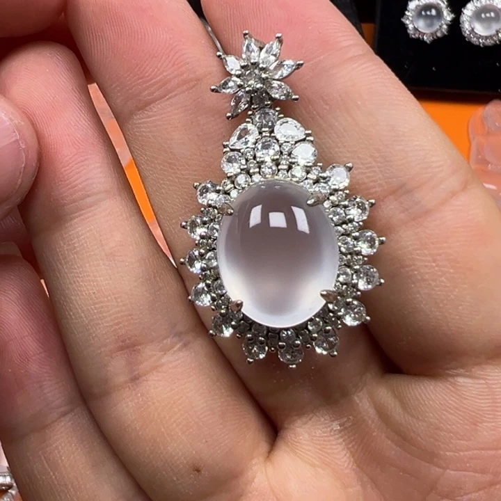 石英质玉银S925镶嵌颈饰吊坠