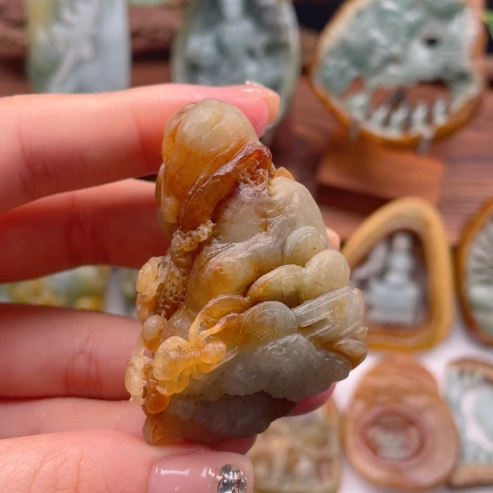 定制翡翠未镶嵌翡翠