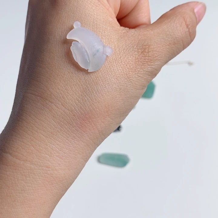 定制翡翠未镶嵌兔子