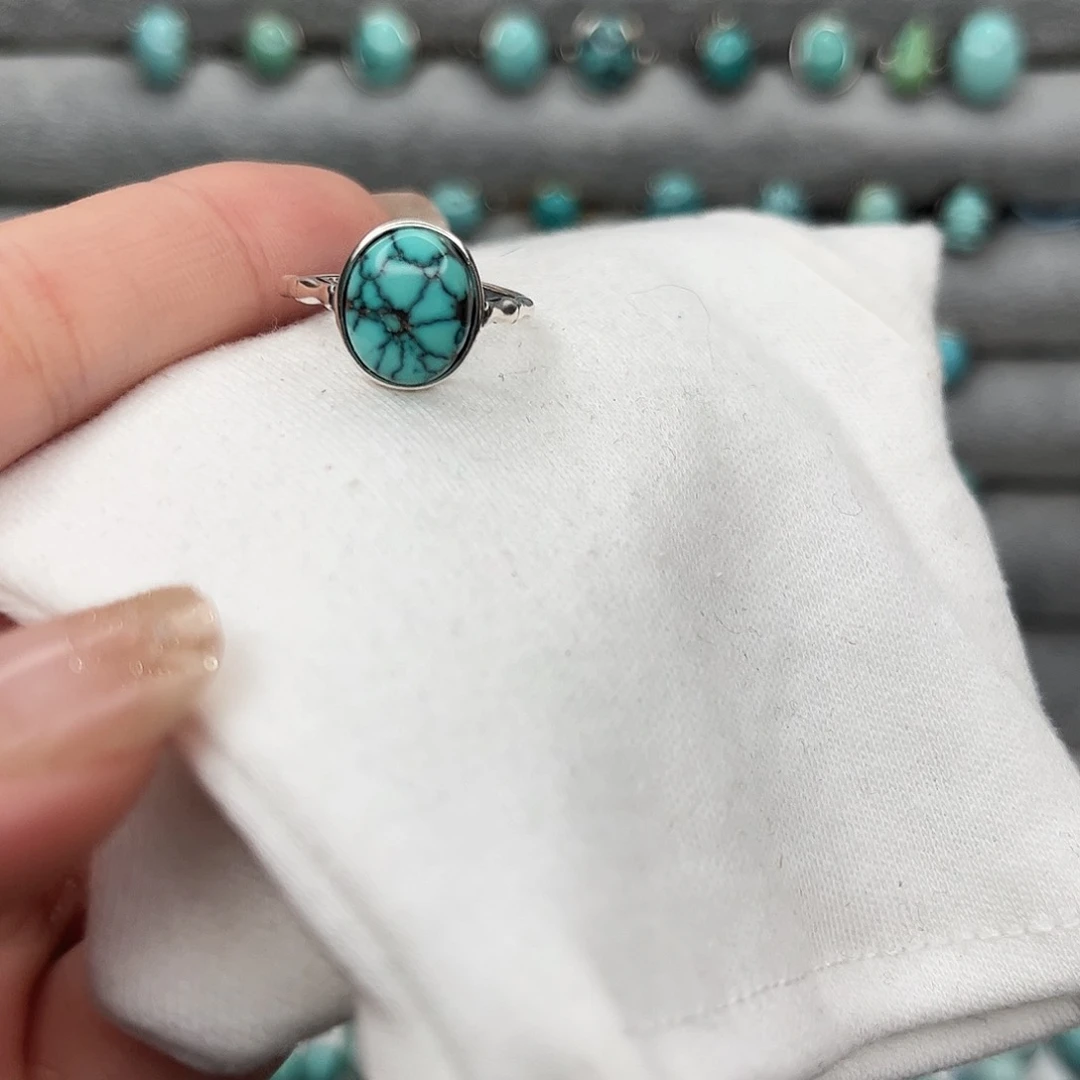 绿松石绿松石未镶嵌