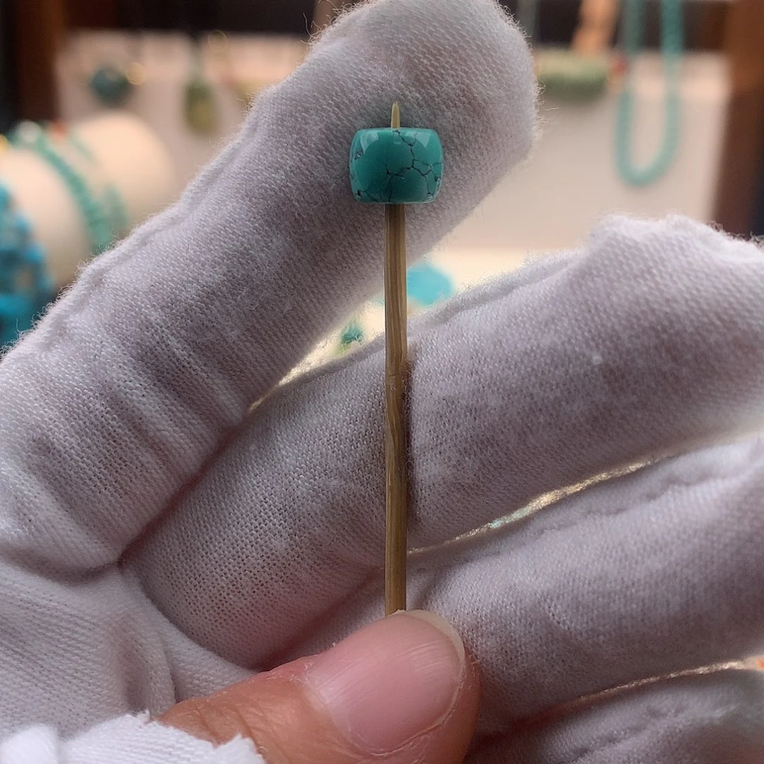 绿松石未镶嵌配饰