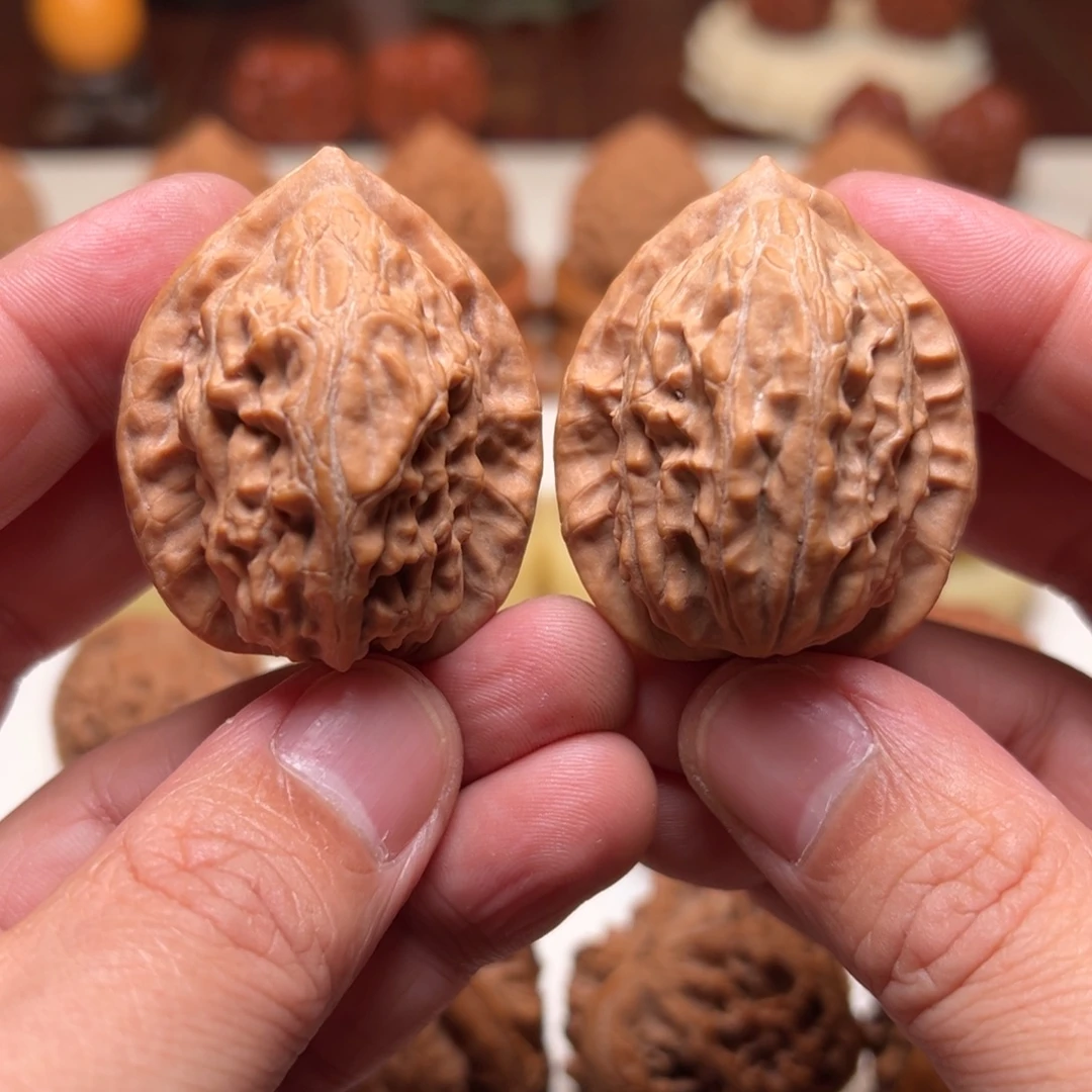 文玩核桃把件37大红袍