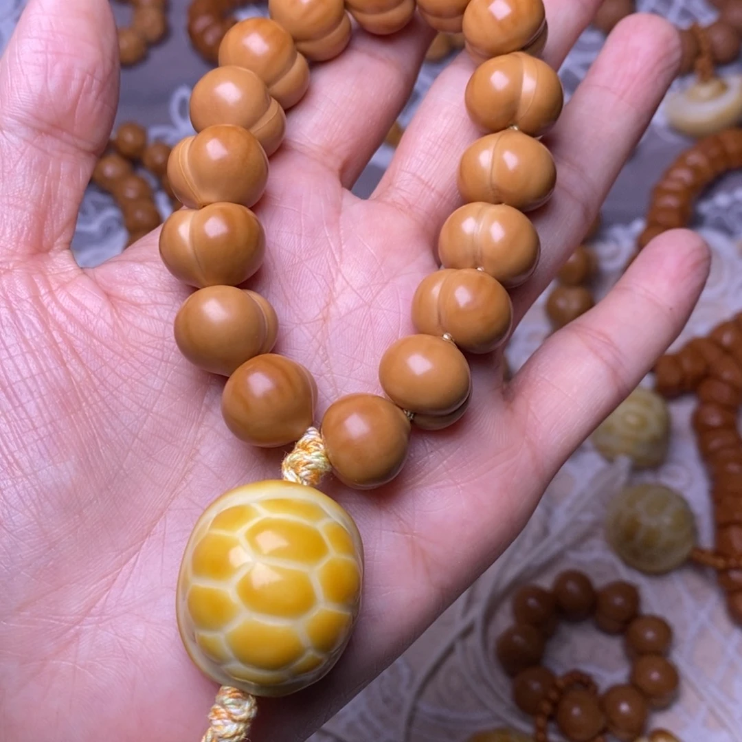 把件猴头核桃柯基屁桃龟甲