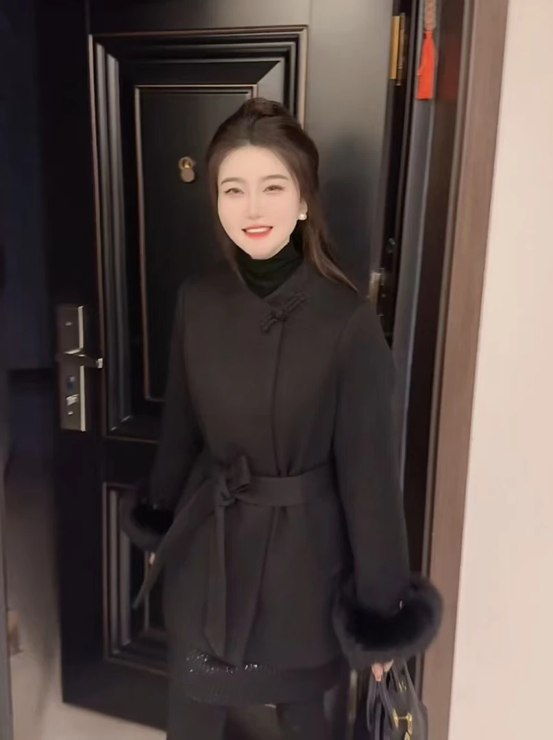 『爱恋庄园F』新款简约设计款百搭时尚款休闲羽绒服2812