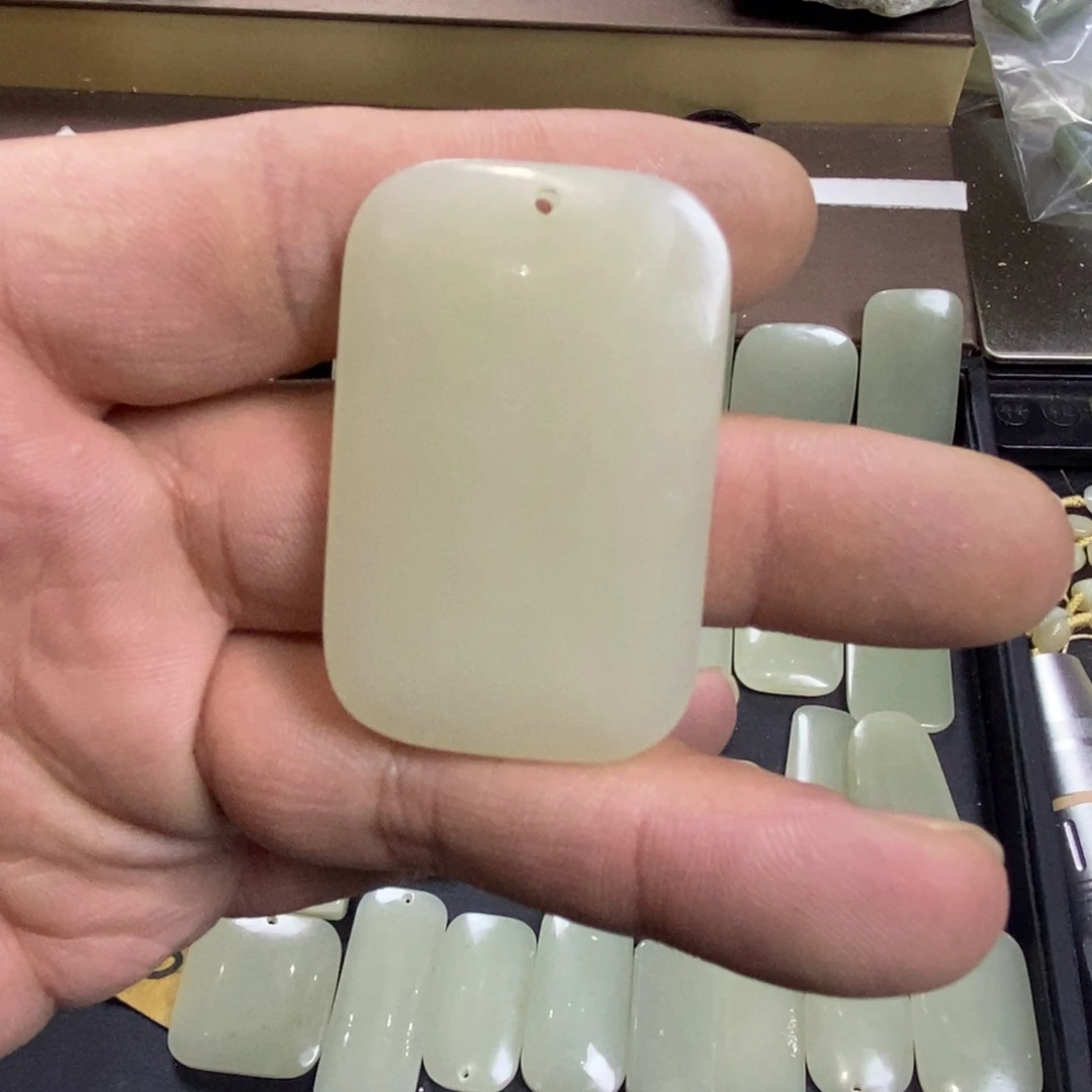 颈饰未镶嵌和田玉心***?089