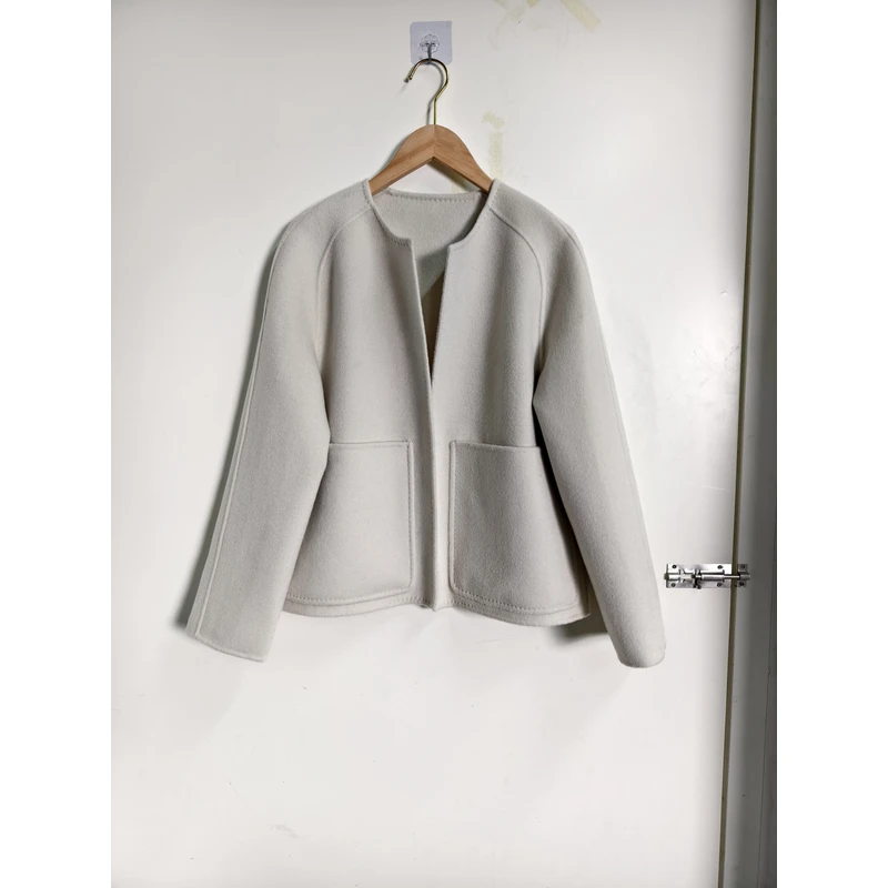 kk2025春LP家经典短款100分山羊绒时尚宽松中款设计师春季短贴袋