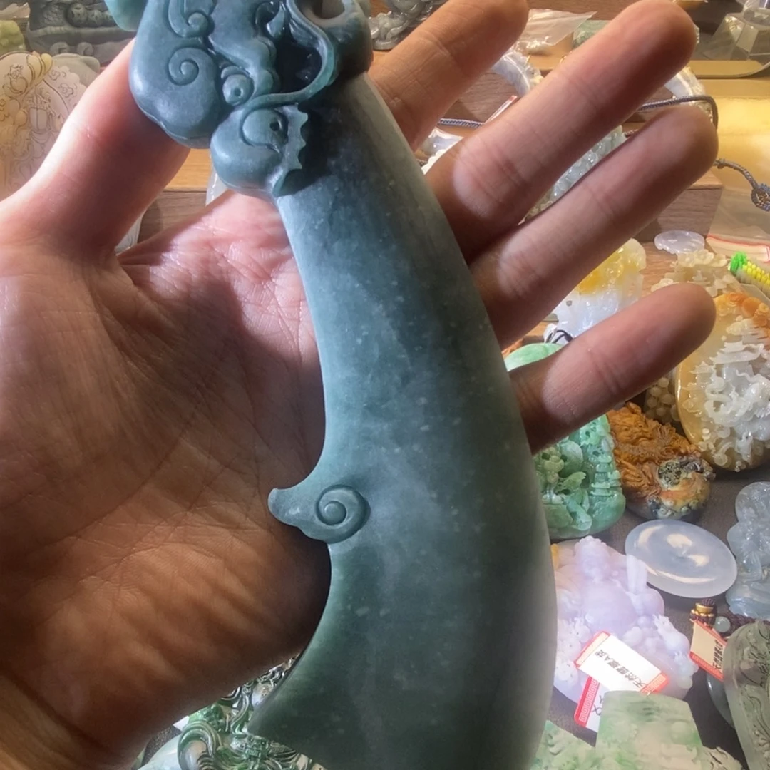 定制翡翠未镶嵌刀