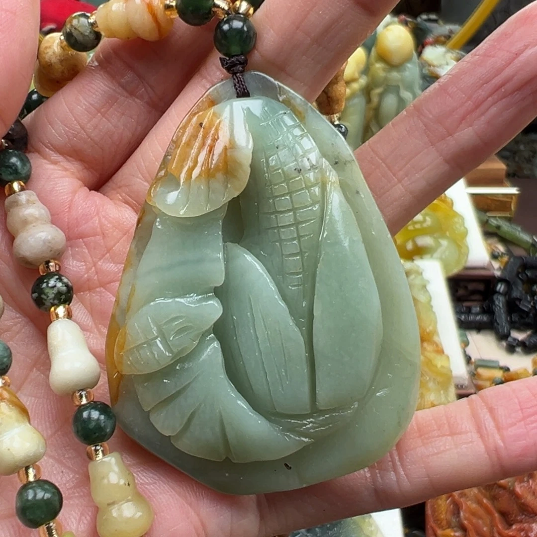 岫玉未镶嵌挂件挂件