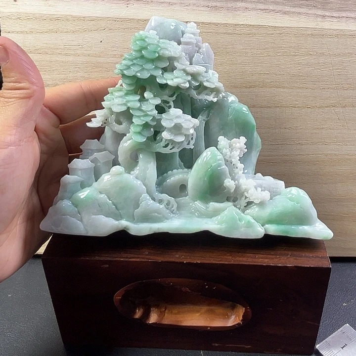 翡翠未镶嵌摆件翡翠