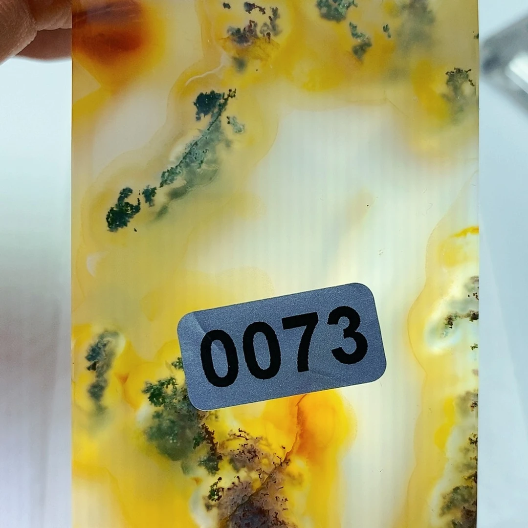 未镶嵌颈饰玛瑙/玉髓辉*