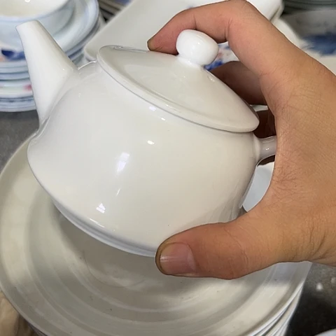 陶瓷大球泥手工壶一个