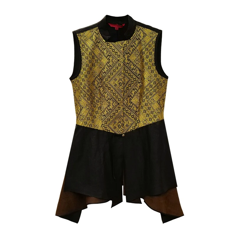 娑尔黑底金线万字刺绣马夹SF4SB00555