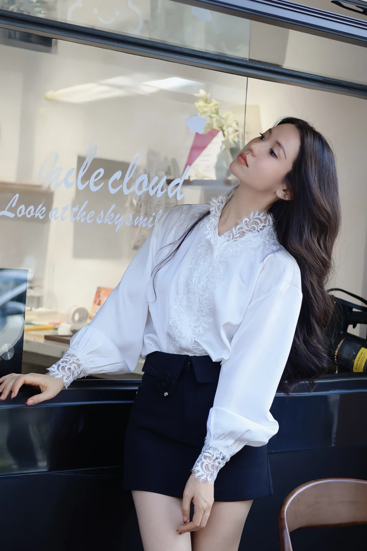 【wish we金囍】设计师款法式风蕾丝刺绣花边拼接精致唯美衬衫