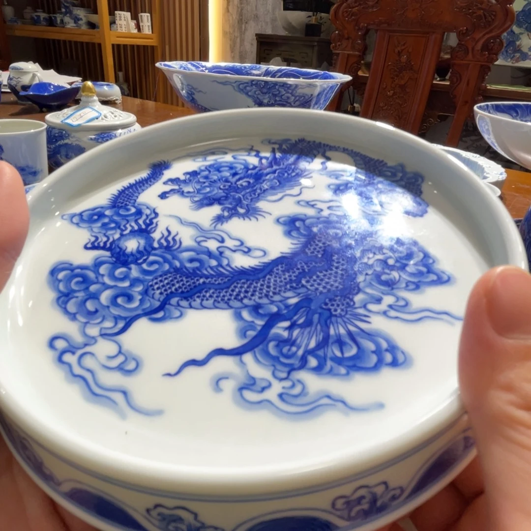 青花龙纹壶承壶承