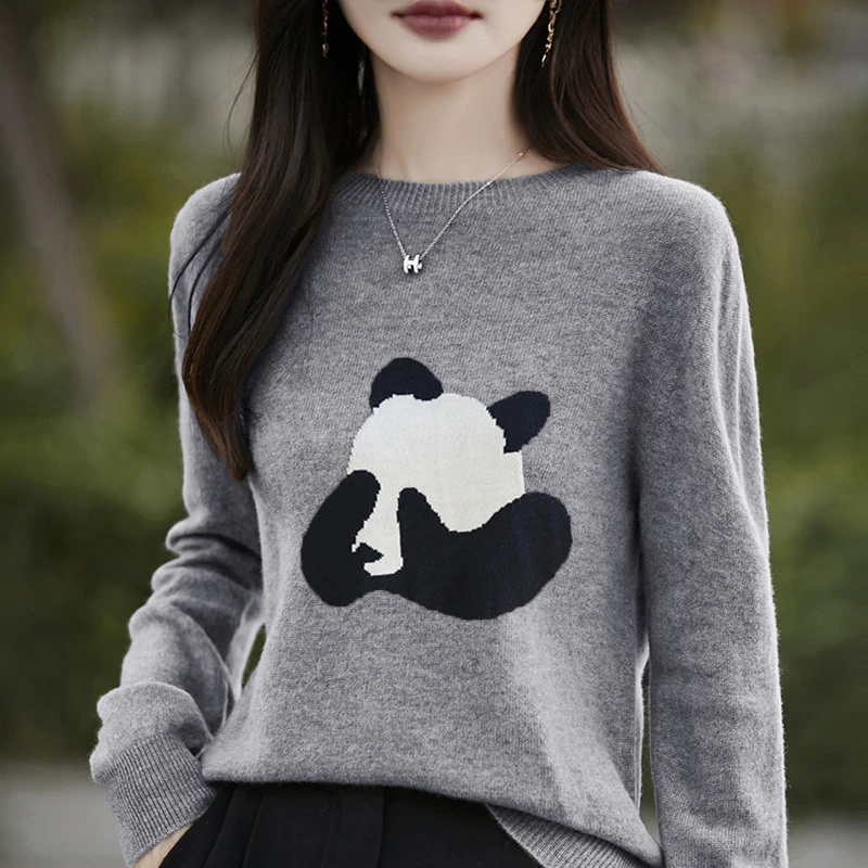 跨境秋冬新款女装卡通刺绣大熊猫圆领安迪绒针织衫宽松毛衣打底衫