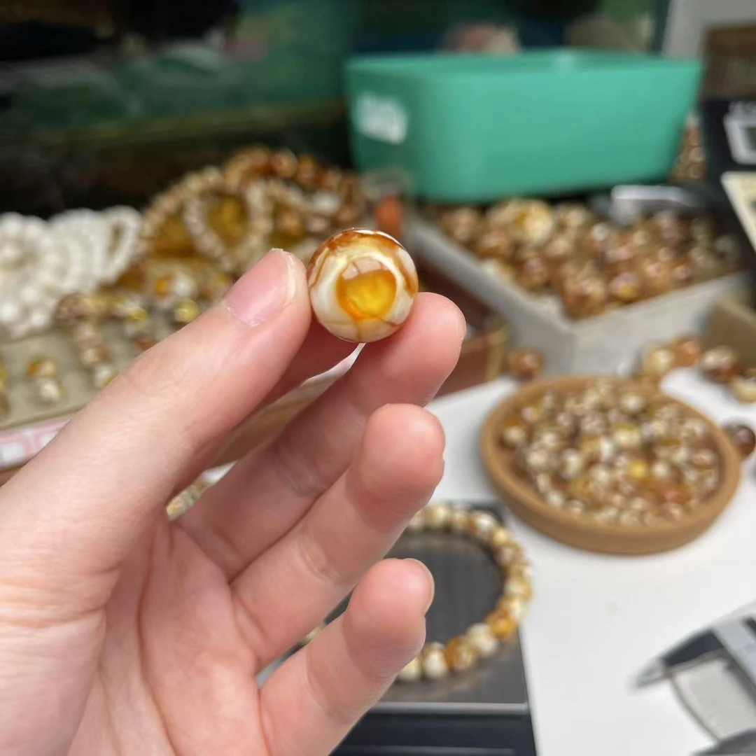 沁色蜜蜡白花圆珠一物一图尺寸16.4mm搭配手串好看1081号