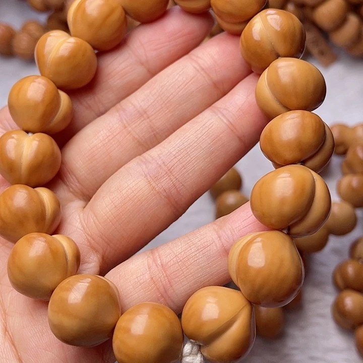 手串猴头核桃@**ɞ16d g h j m