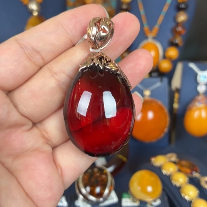 琥珀银S925镀金镶嵌颈饰