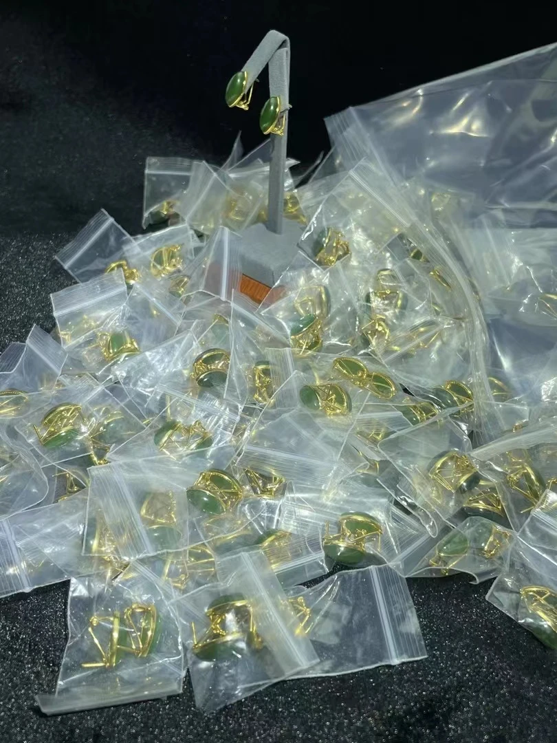 【小耿珠宝】和田玉碧玉马眼耳夹（多样性发其一）