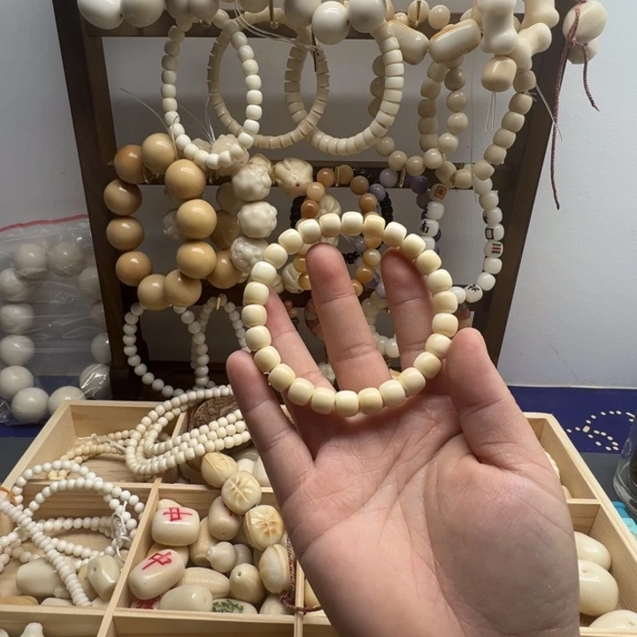 藏***乎菩提根/象牙果手串原果雕刻老型