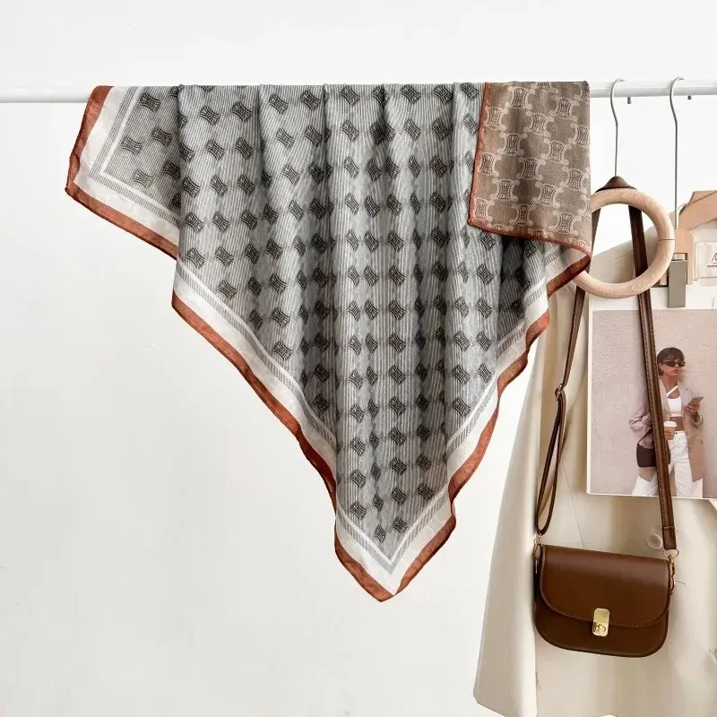 K（绿扣）【浪漫巴黎】-P12 时尚 丝绒 双面异色 85x85 方巾百搭