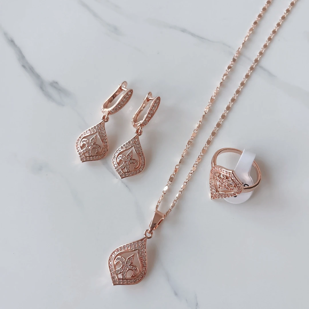 铜合金耳饰 0136新款玫瑰金色微镶套装手工韩版耳环气质轻奢耳扣