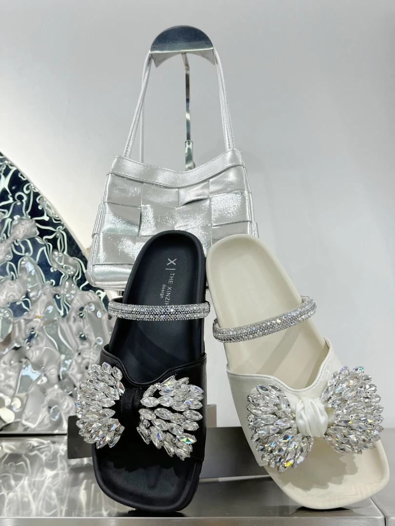 仓美美女装-拖鞋女夏外穿时尚法式水钻蝴蝶结