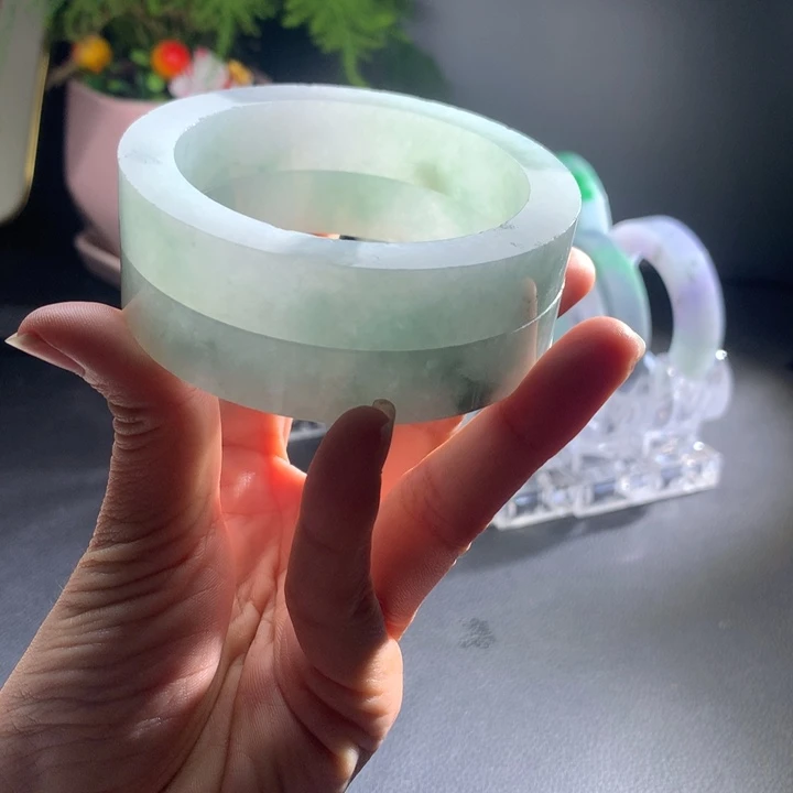 未镶嵌手镯定制翡翠
