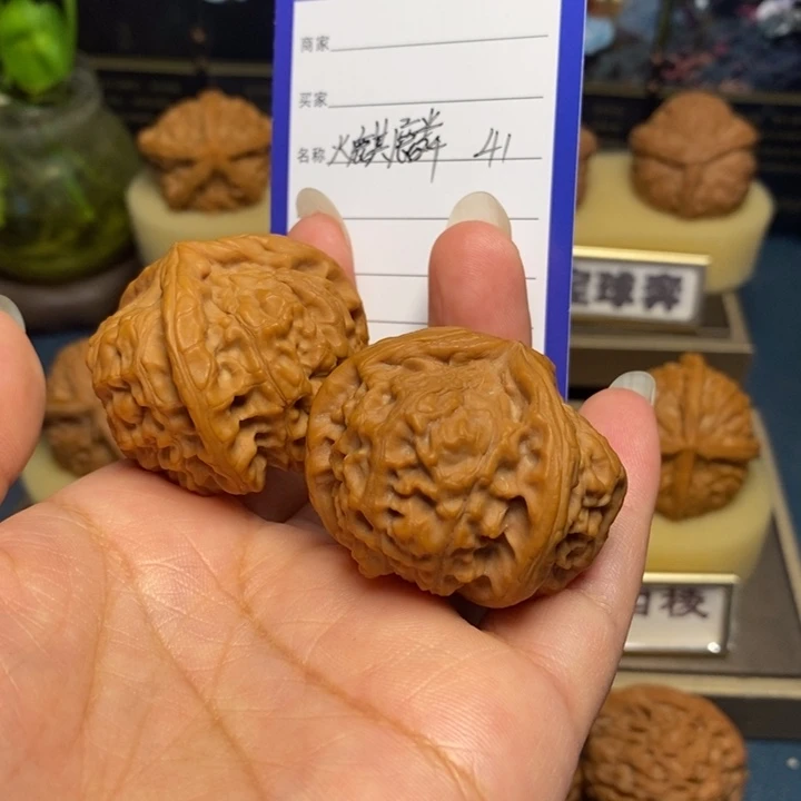 【闪购商品】把件文玩核桃小**生火麒麟正奔