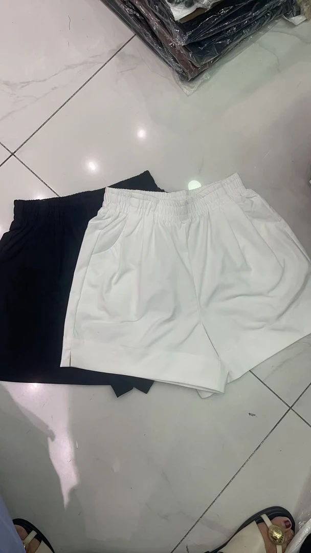 25092休闲风高腰微弹力夏季四分裤短裤女装时尚