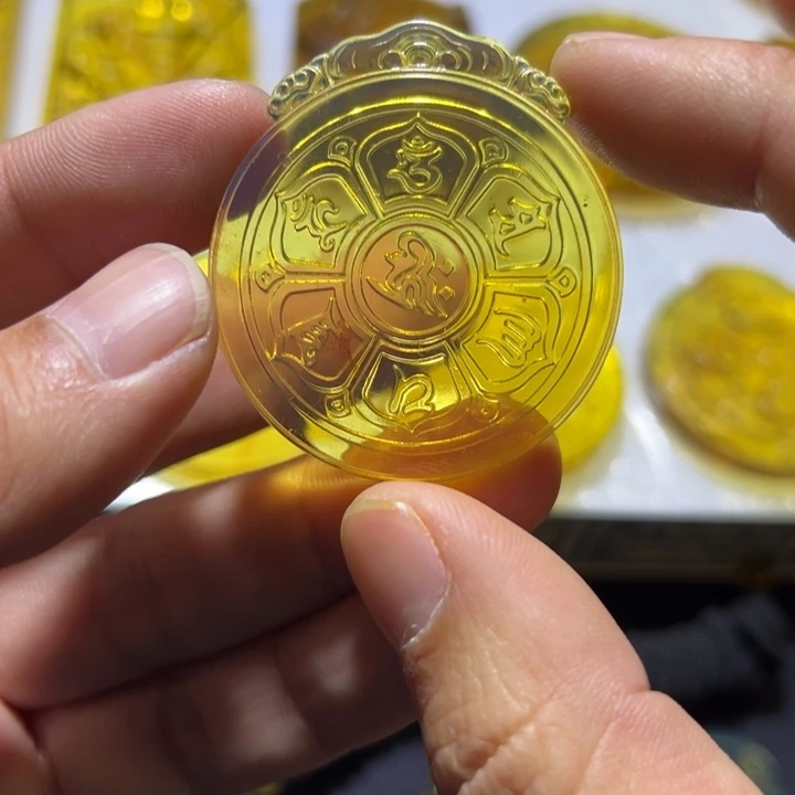 琥珀颈饰未镶嵌琥珀吊坠