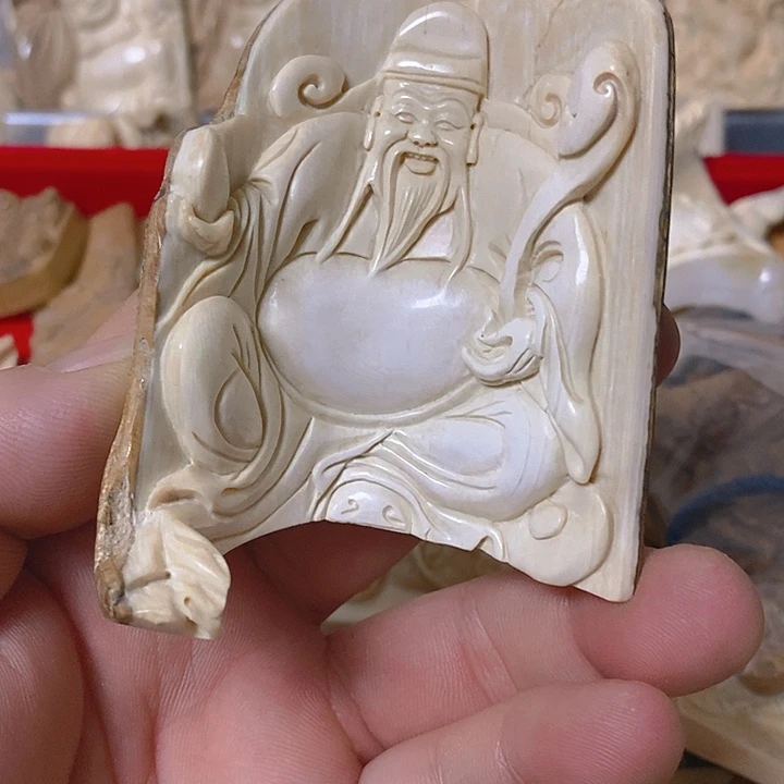 张*翼天然猛犸牙雕刻残次品