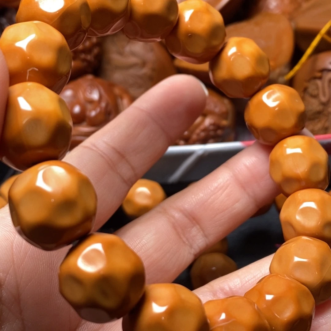 吊坠猴头核桃猴头