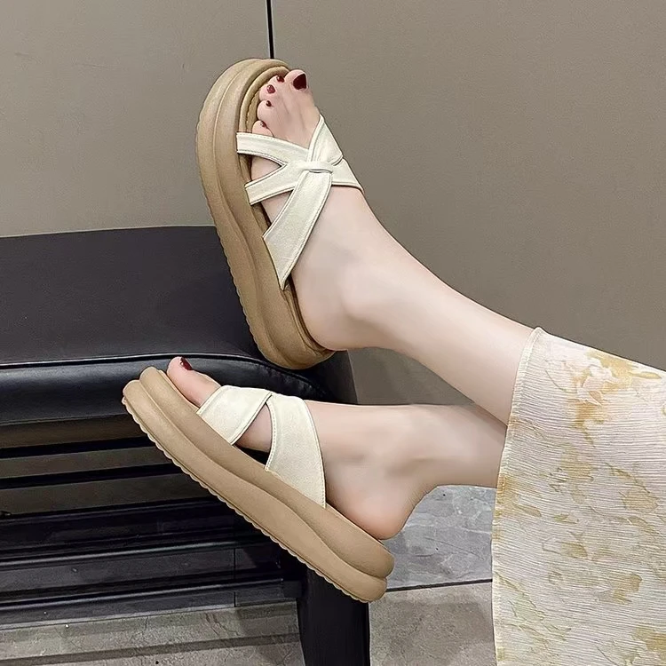 夏季纯色一字拖增高拖鞋5厘米凉拖鞋坡跟百搭防滑网红露趾